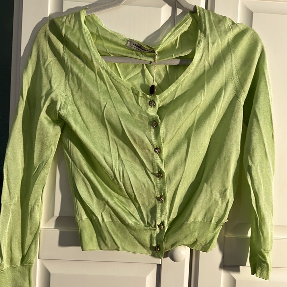 Small cardigan fil new with tags